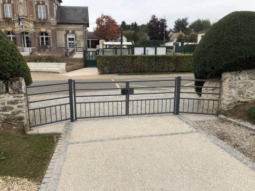 ACCESSIBILITÉ À LA MAIRIE ET À L'EGLISE DE CUY SAINT FIACRE (76)